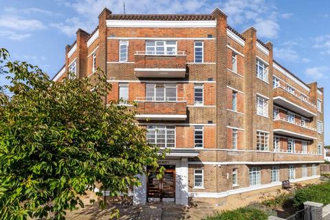 2 bedroom flat for sale, North Hill, London N6