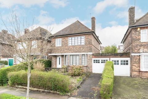 undefined, Brim Hill, London N2