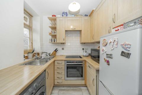 1 bedroom flat for sale, Oakeshott Avenue, London N6