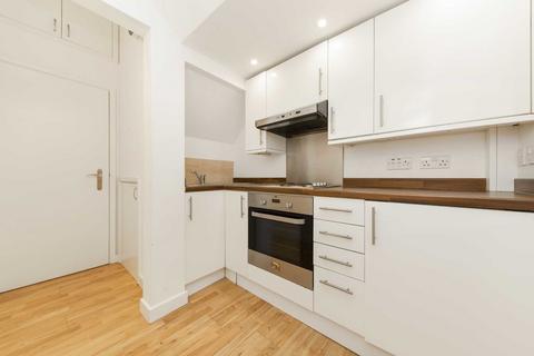 2 bedroom flat for sale, Highgate West Hill, London N6