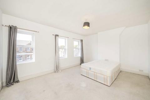 3 bedroom flat for sale, Honor Oak Park, London SE23