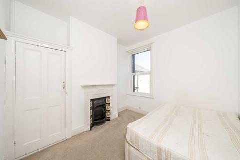 3 bedroom flat for sale, Honor Oak Park, London SE23