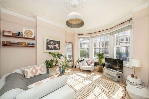 2 bedroom flat for sale, Wyleu Street, London SE23