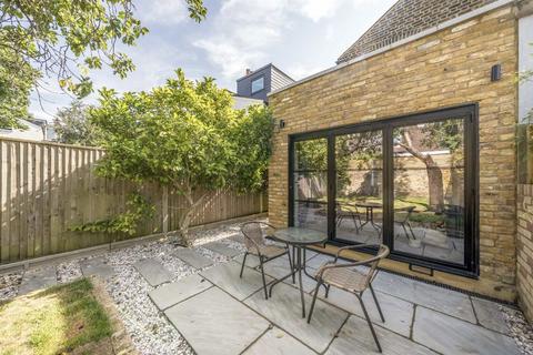Ground Floor Flat At, 10 Wyleu Street, London, SE23 1DU