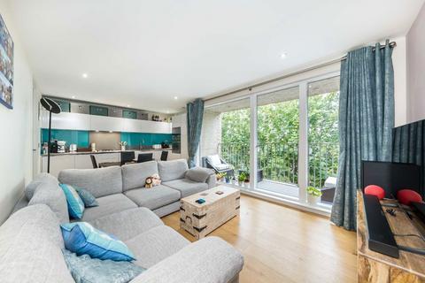 2 bedroom flat for sale, Wastdale Road, London SE23