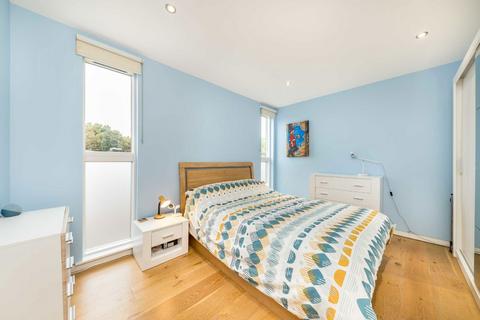 2 bedroom flat for sale, Wastdale Road, London SE23