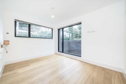 4 bedroom detached house for sale, Sydenham Hill, London SE26