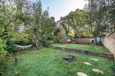 70b Wood Vale, London, SE23 3ED