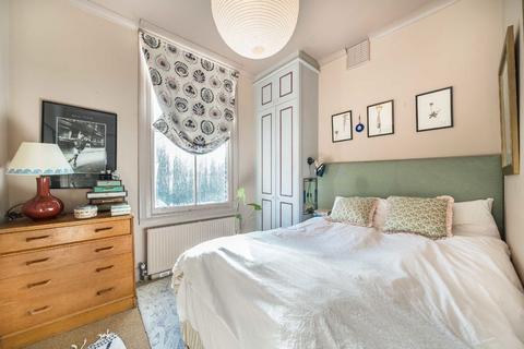 70b Wood Vale, London, SE23 3ED