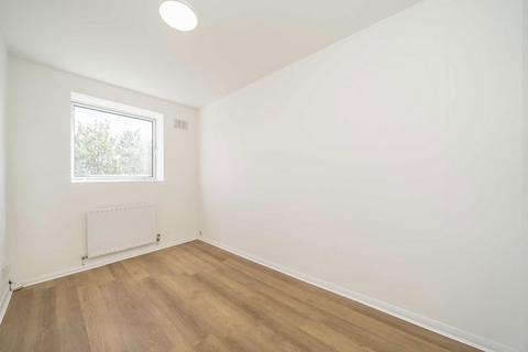 2 bedroom flat for sale, Elsinore Road, London SE23