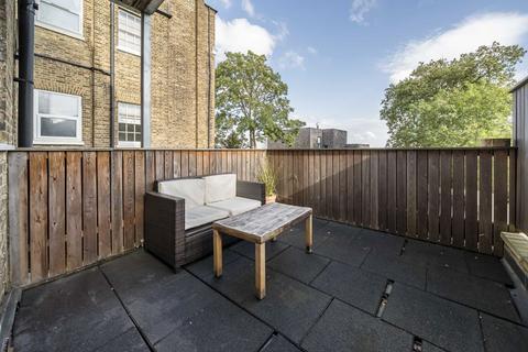 3 bedroom flat to rent, Honor Oak Road, London SE23