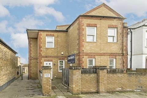 2 bedroom terraced house for sale, Grierson Road, London SE23