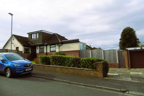 3 bedroom detached bungalow for sale, Swale Avenue, Rainhill L35