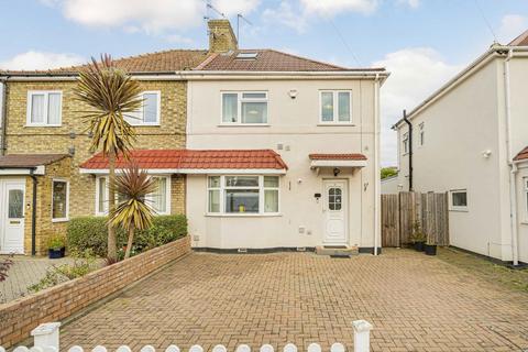 3 bedroom semi-detached house for sale, Spring Grove Crescent, Hounslow TW3