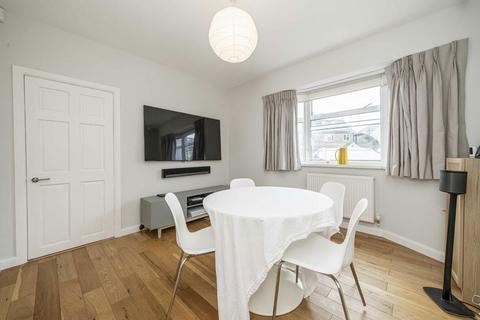 49 Spring Grove Crescent, Hounslow, TW3 4DD