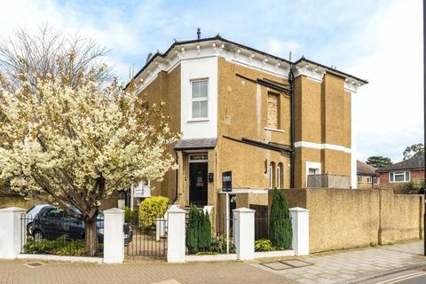 1 bedroom flat for sale, Thornbury Road, Isleworth TW7