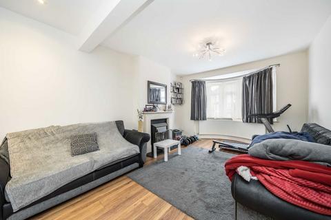 4 bedroom house for sale, Worton Gardens, Isleworth TW7