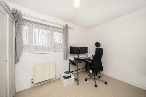 2 bedroom terraced house for sale, Glen Walk, Isleworth TW7