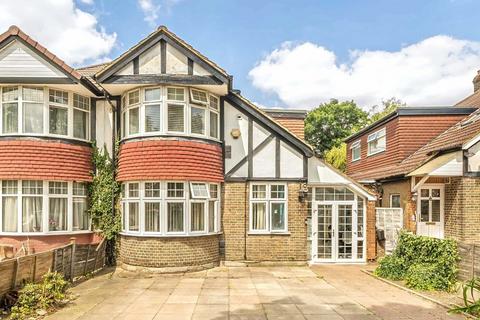 4 bedroom semi-detached house for sale, Great West Road, Hounslow TW5