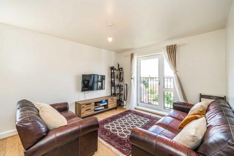 2 bedroom flat for sale, Inverness Road, Hounslow TW3