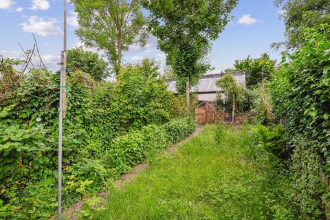 10 Lansdowne Road, Hounslow, TW3 1LQ