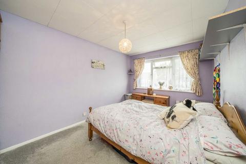 2 bedroom maisonette for sale, Sutton Lane, Hounslow TW3