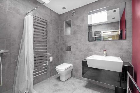 25 Pevensey Close, Isleworth, TW7 4QS