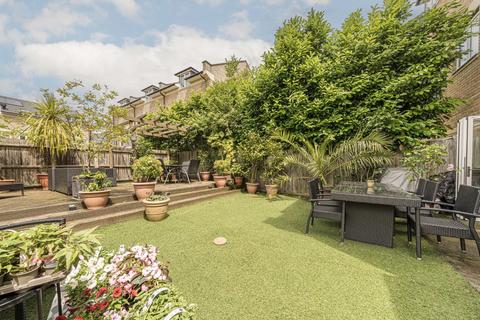 8 Marbaix Gardens, Isleworth, TW7 4FD
