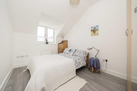 8 Marbaix Gardens, Isleworth, TW7 4FD