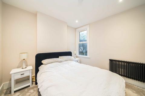 2 bedroom maisonette for sale, St. Johns Road, Isleworth TW7