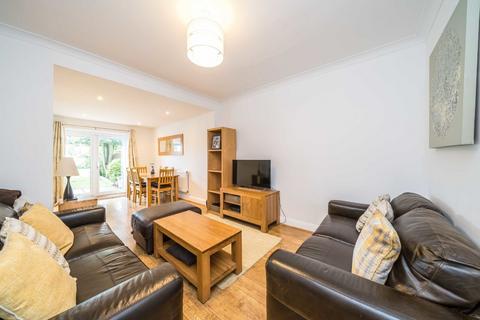 4 bedroom terraced house for sale, Lyncroft Gardens, Hounslow TW3