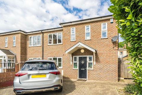 4 bedroom house for sale, Martindale Road, Hounslow TW4