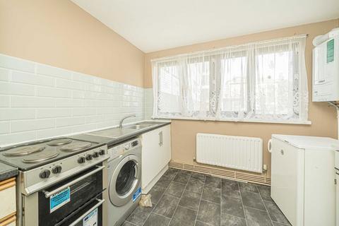 3 bedroom flat for sale, Summerwood Road, Isleworth TW7