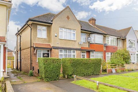 3 bedroom end of terrace house for sale, Ellerdine Road, Hounslow TW3