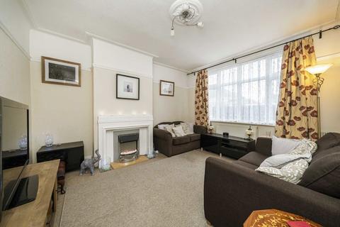 3 bedroom end of terrace house for sale, Ellerdine Road, Hounslow TW3