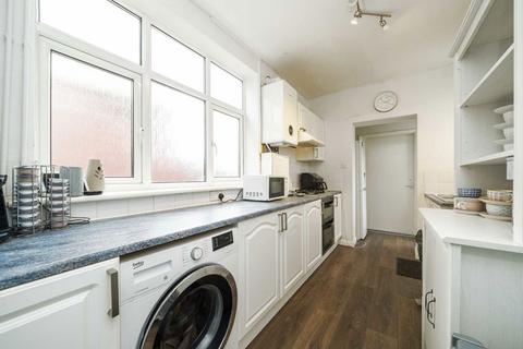 3 bedroom end of terrace house for sale, Ellerdine Road, Hounslow TW3