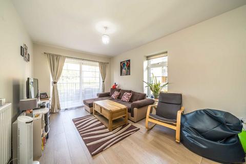 1 bedroom flat for sale, Samuelson Place, Isleworth TW7