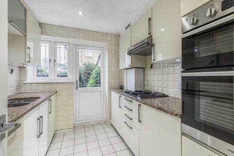 3 bedroom terraced house to rent, Kilberry Close, Isleworth TW7