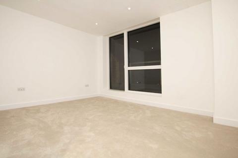 1 bedroom flat to rent, Staines Road, Hounslow TW3