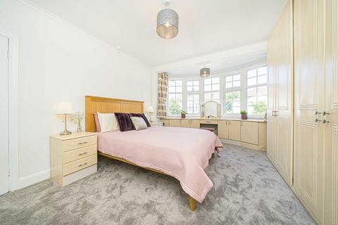 40 Burlington Road, Isleworth, TW7 4LY