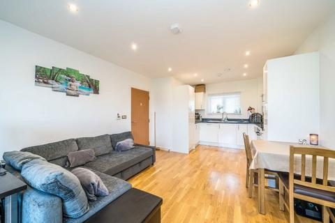 1 bedroom flat for sale, Chrislea Close, Hounslow TW5