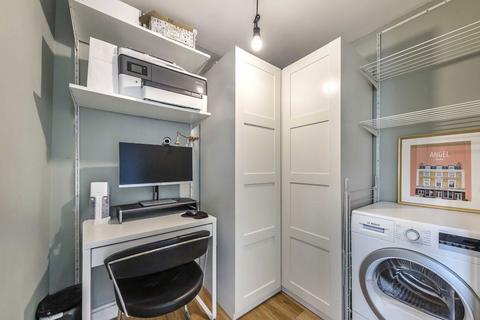 1 bedroom flat for sale, St. Peter's Way, London N1