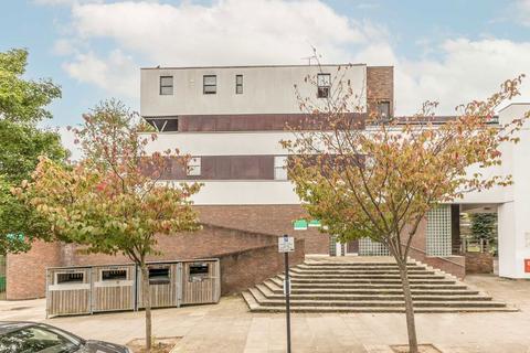 16 Upper Lismore Walk, London, N1 2XZ