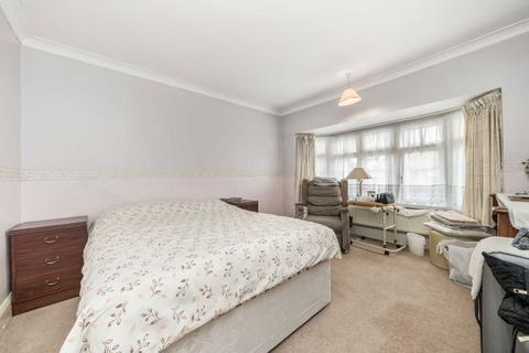 3 bedroom terraced house for sale, Hall Road, Isleworth TW7