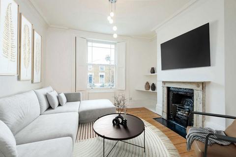 4 bedroom house to rent, Southgate Road, London N1