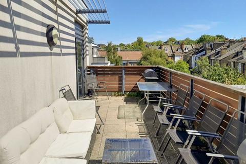 1 bedroom flat for sale, Drayton Park, London N5