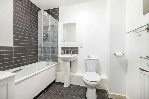 1 bedroom flat for sale, Drayton Park, London N5