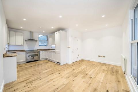 2 bedroom flat for sale, Holloway Road, London N7