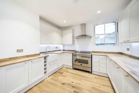 2 bedroom flat for sale, Holloway Road, London N7