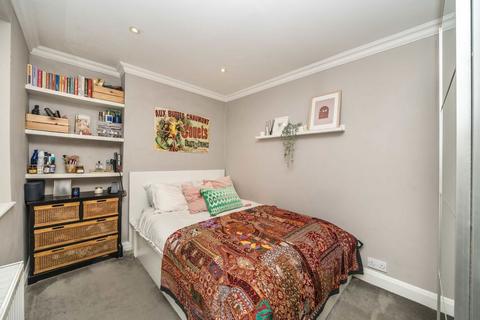 1 bedroom flat for sale, Danbury Street, London N1